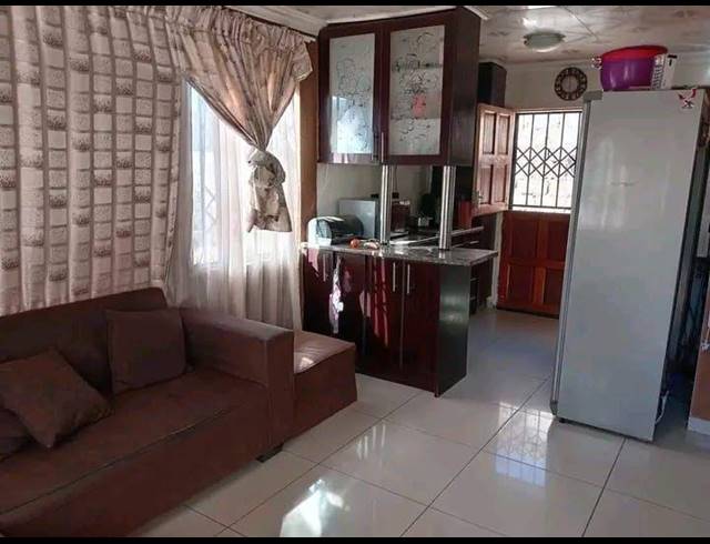 2 BEDROOM PROPERTY TO RENT IN PROTEA GLEN